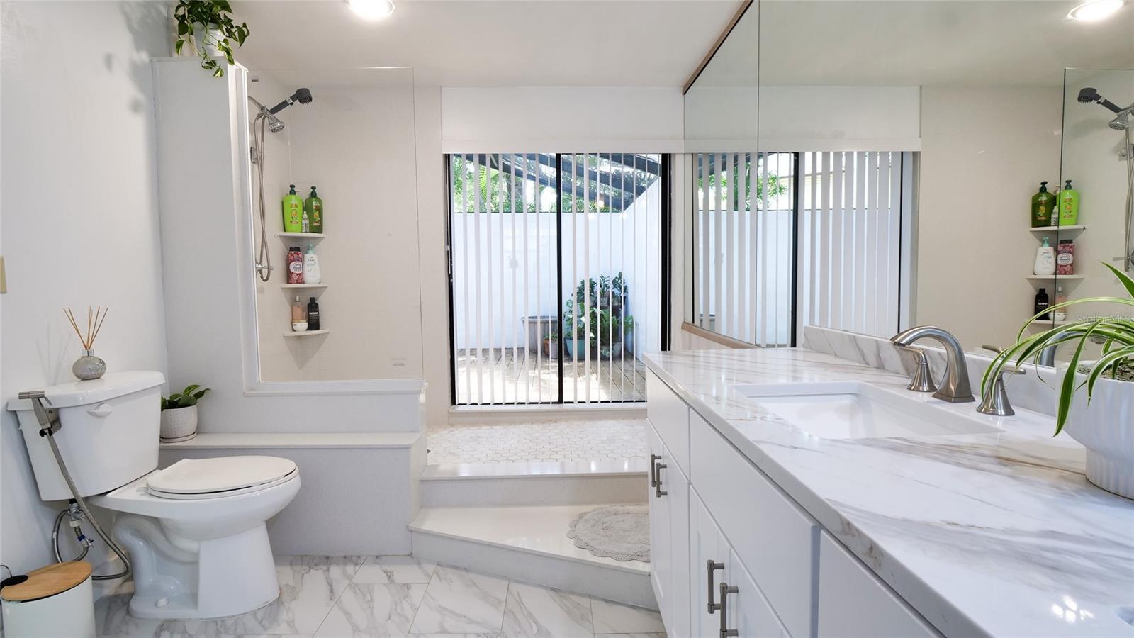 1307 NORMANDY CIR, PALM HARBOR, FL, 34683