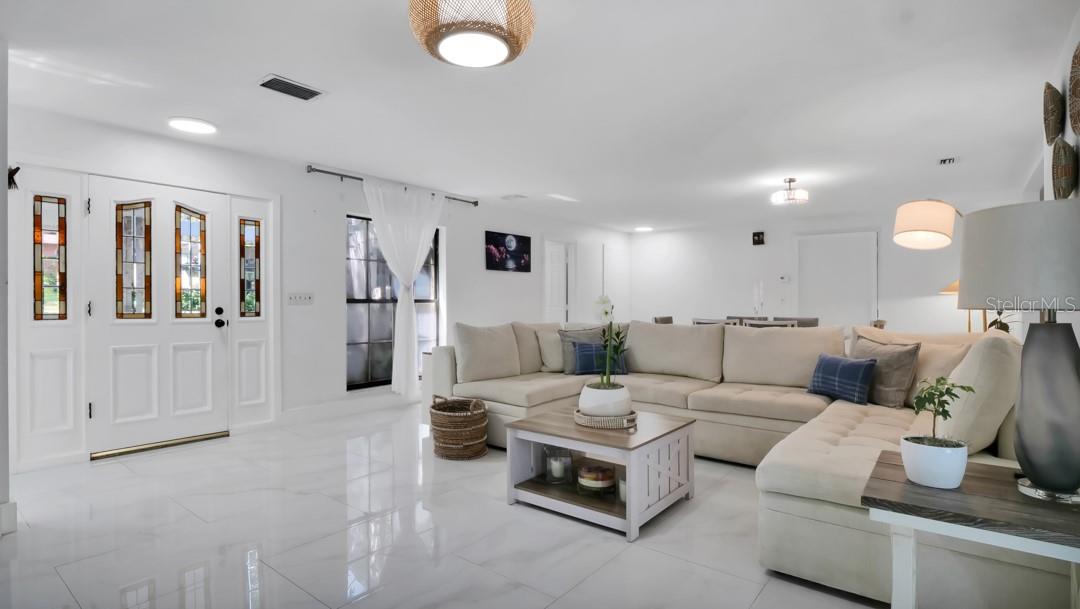 1307 NORMANDY CIR, PALM HARBOR, FL, 34683