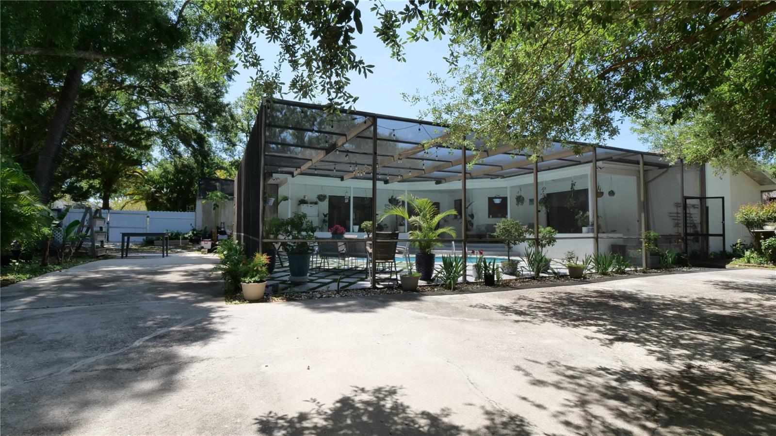 1307 NORMANDY CIR, PALM HARBOR, FL, 34683