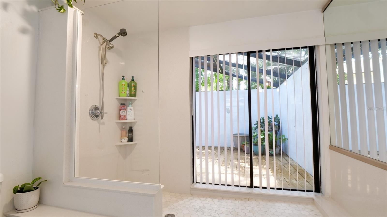 1307 NORMANDY CIR, PALM HARBOR, FL, 34683