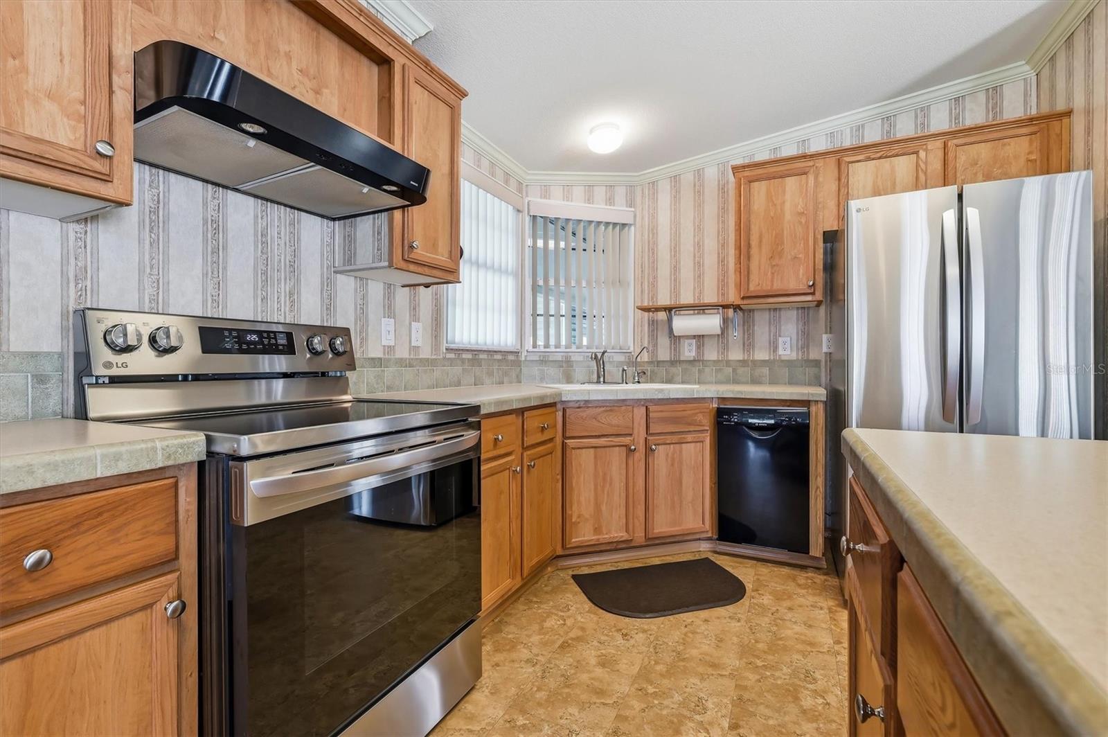 10027 EQUITY AVE, DADE CITY, FL, 33525
