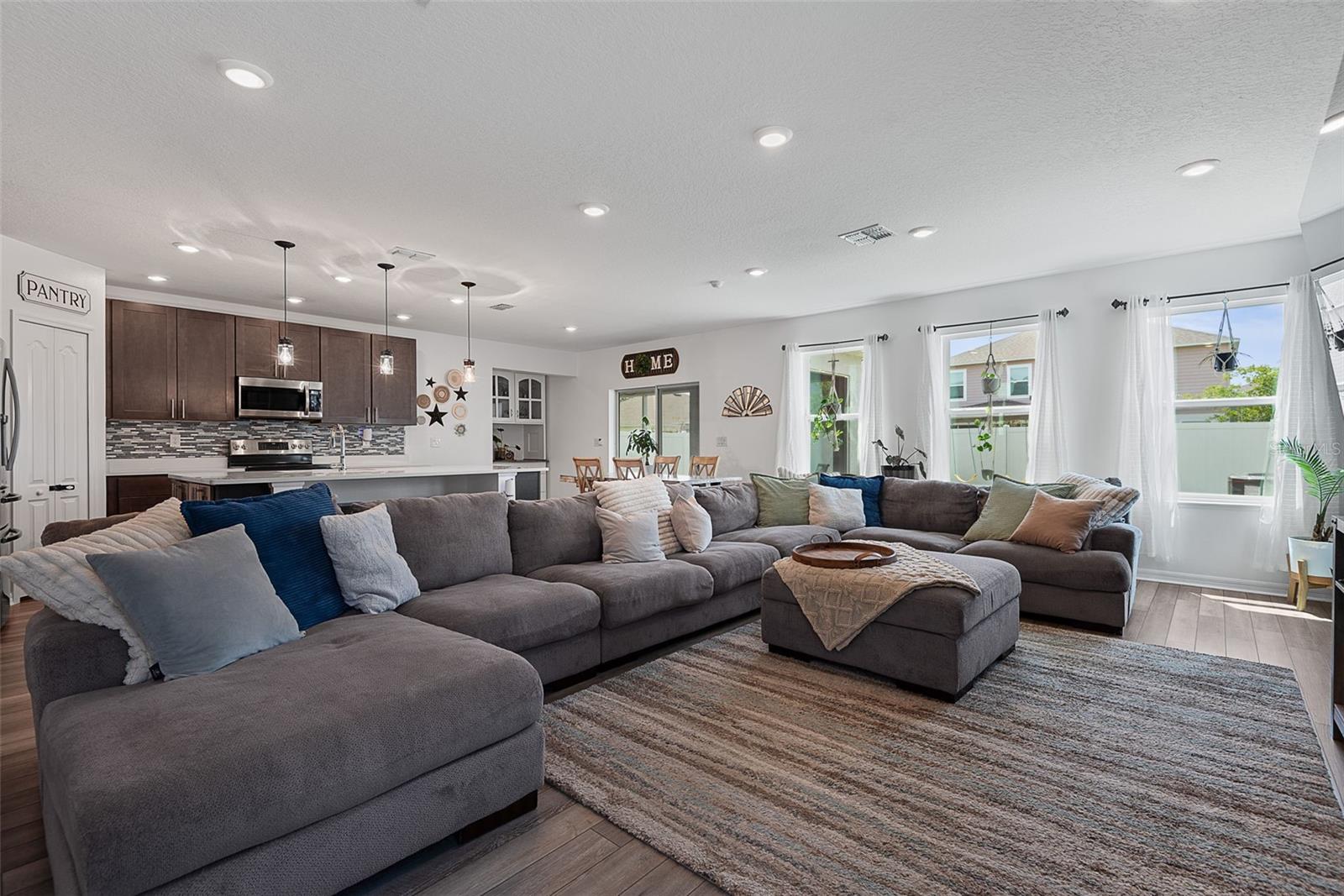 123 OAKLEAF WAY, PALM COAST, FL, 32137