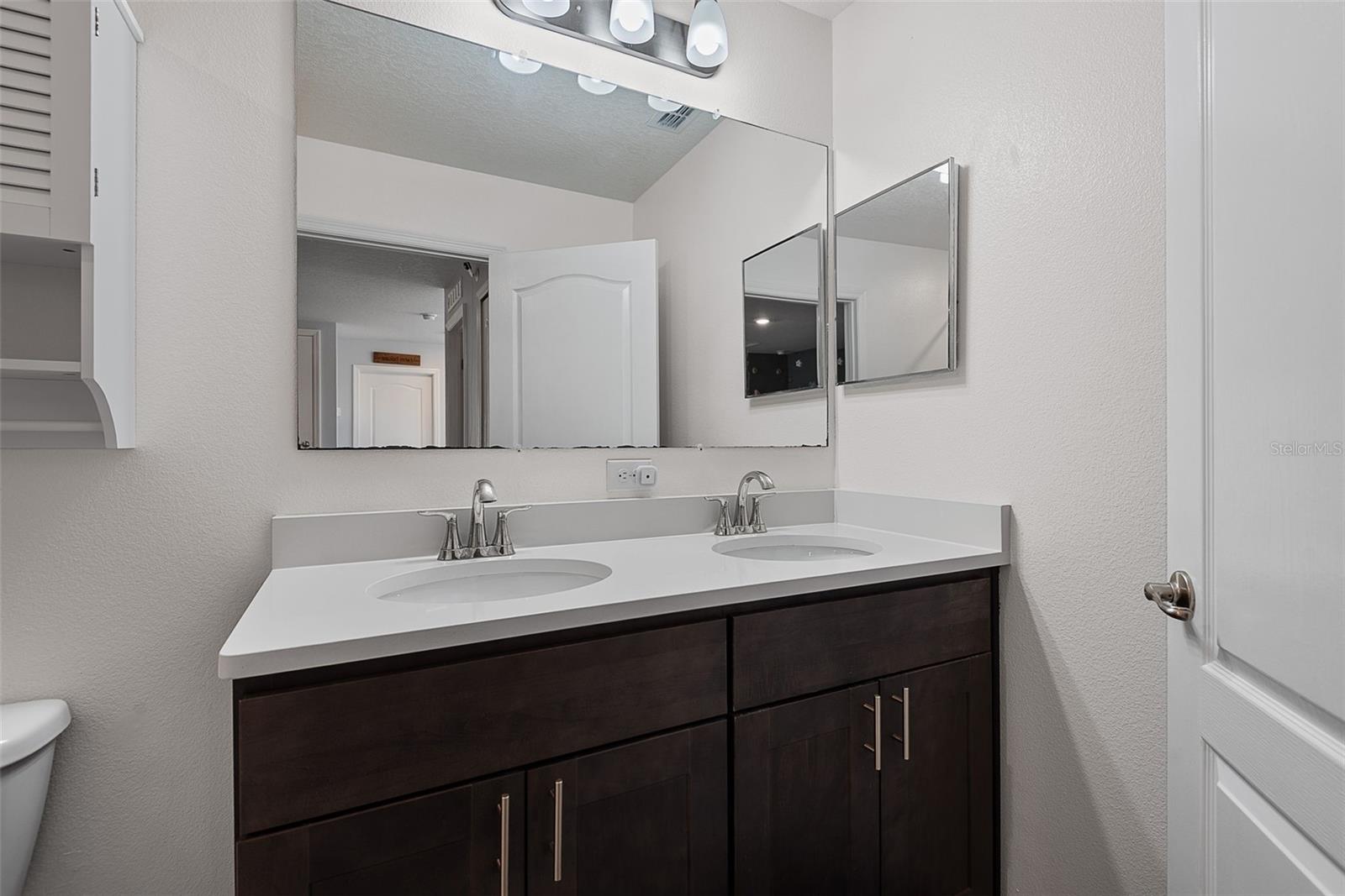 123 OAKLEAF WAY, PALM COAST, FL, 32137