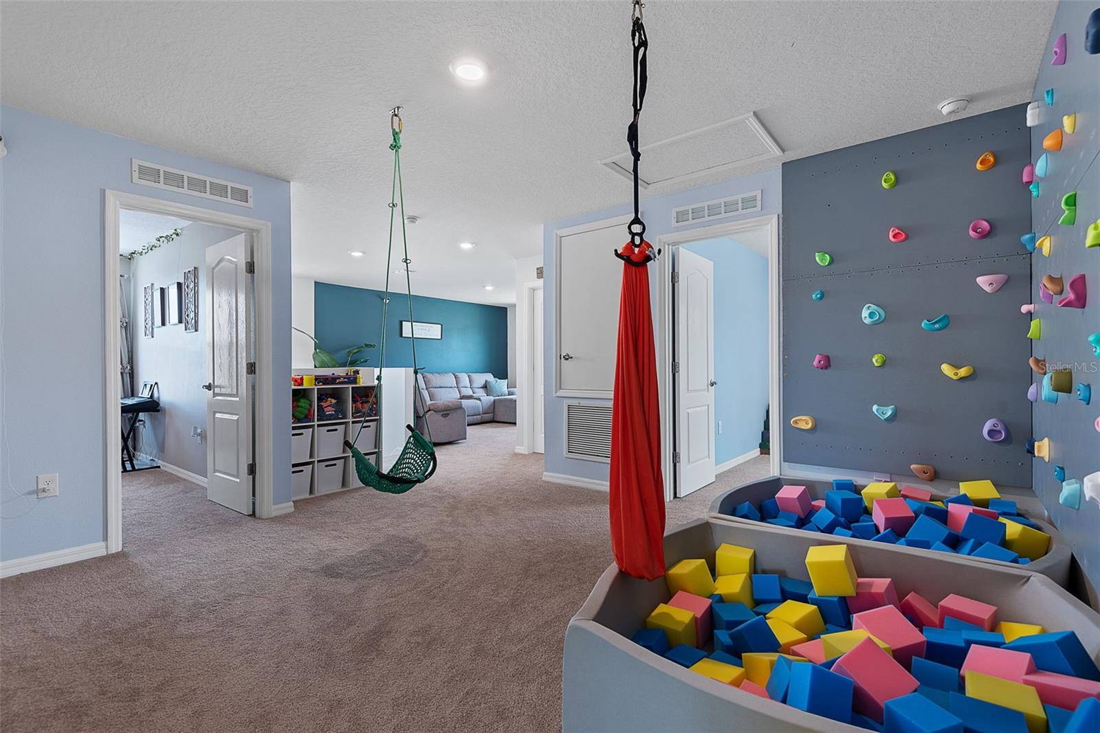 123 OAKLEAF WAY, PALM COAST, FL, 32137