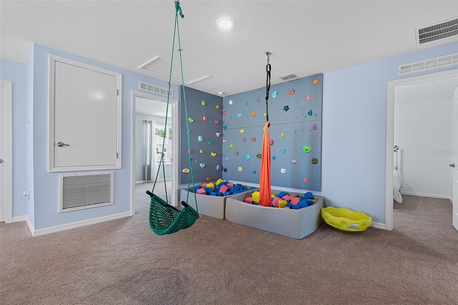 123 OAKLEAF WAY, PALM COAST, FL, 32137