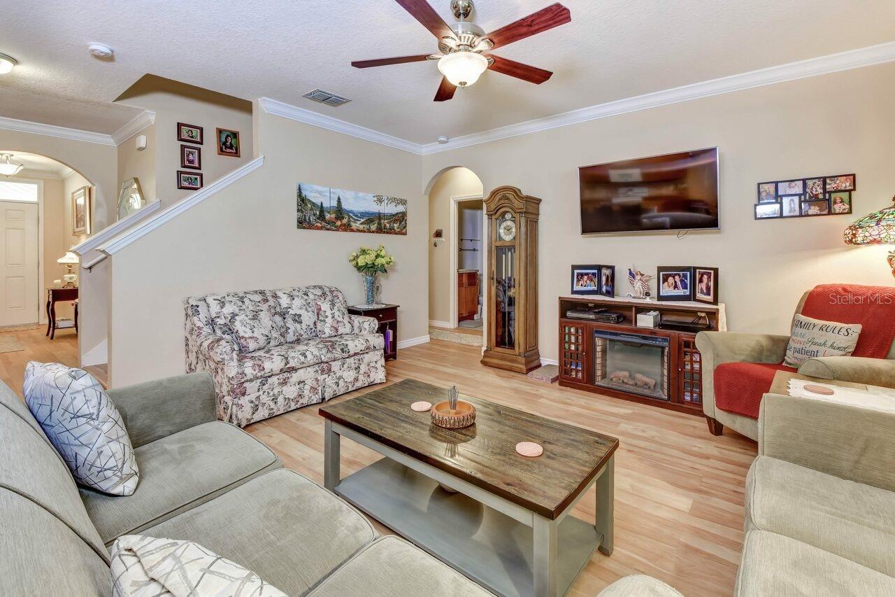 831 OAK HOLLOW LOOP, DELAND, FL, 32724