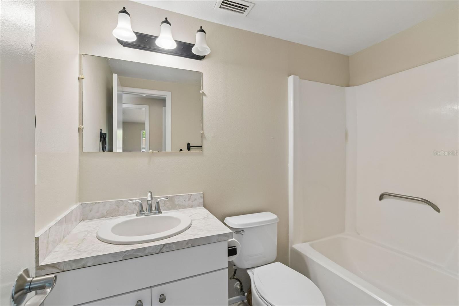 8804 BRIAR HOLLOW CT, TAMPA, FL, 33634