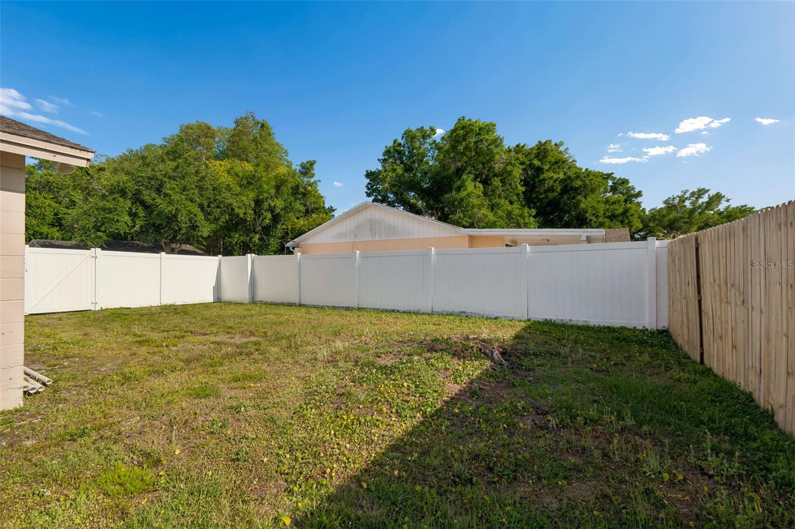 8804 BRIAR HOLLOW CT, TAMPA, FL, 33634