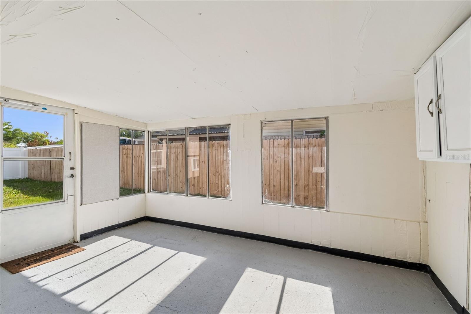 8804 BRIAR HOLLOW CT, TAMPA, FL, 33634