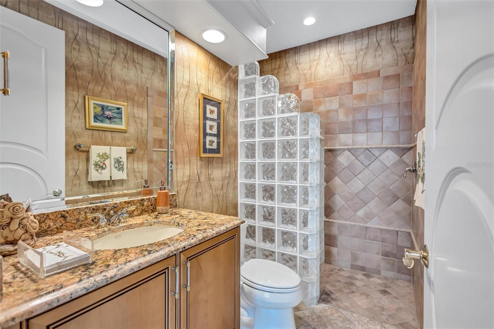 5207 SAND LAKE CT, SARASOTA, FL, 34238