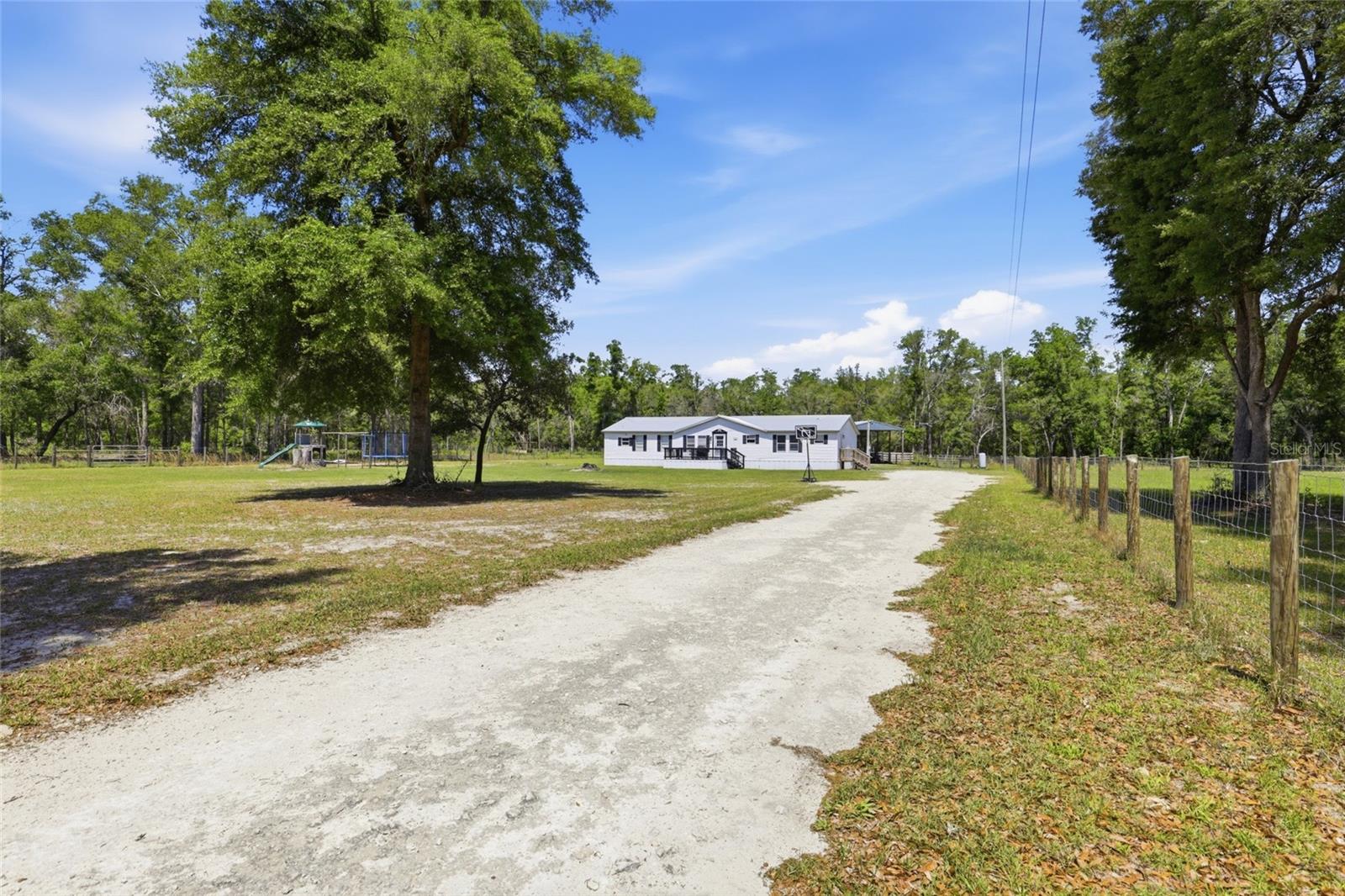 847 SW APPLEWOOD GLN, FORT WHITE, FL, 32038