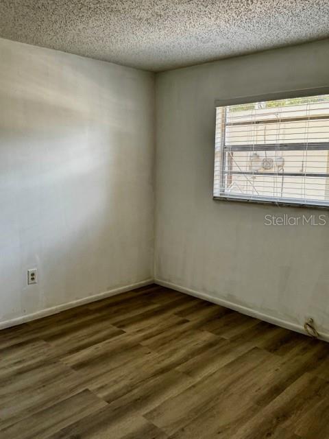 3073 PINE TREE AVE, LARGO, FL, 33771