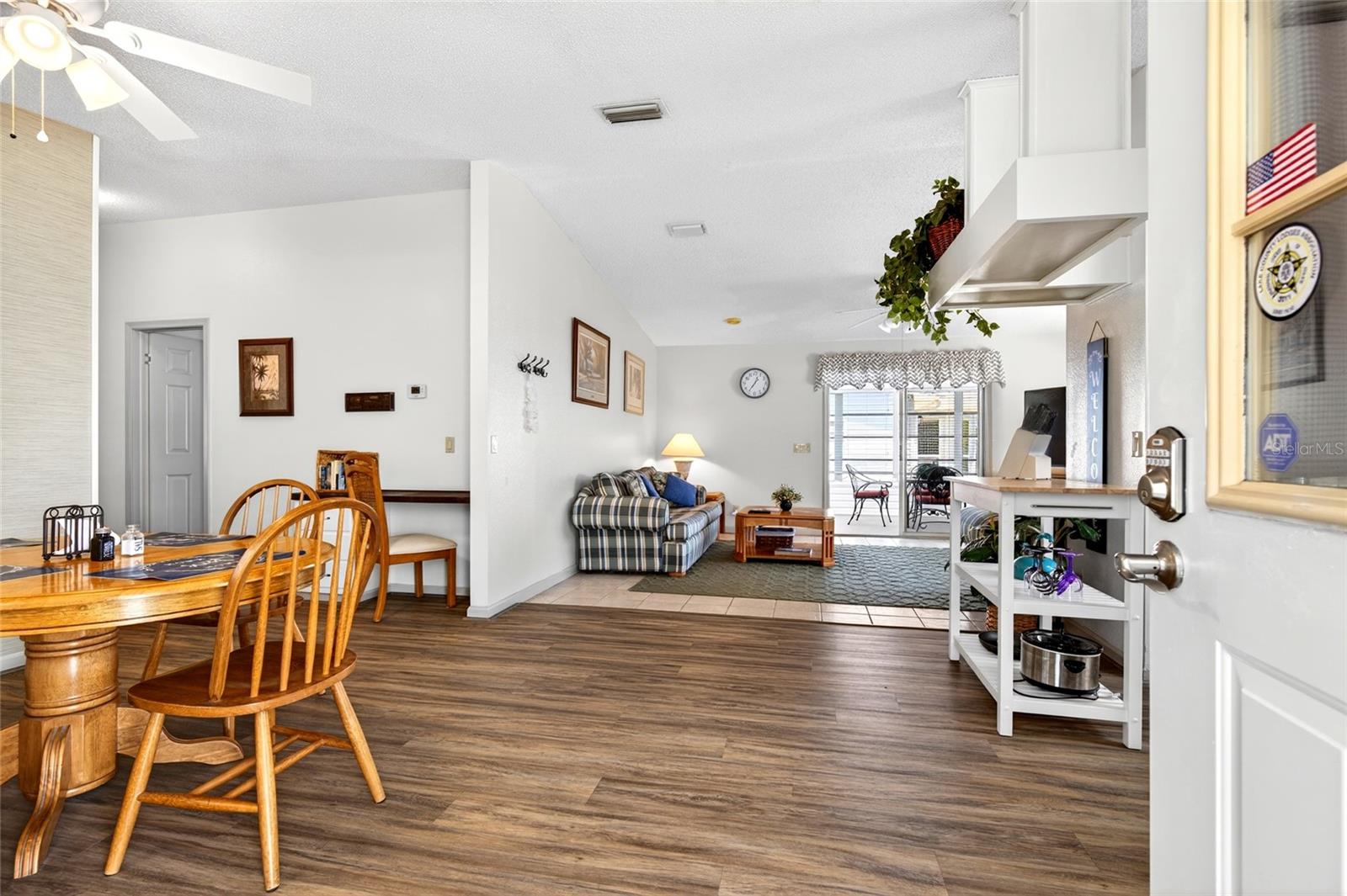 932 CHULA CT, LADY LAKE, FL, 32159