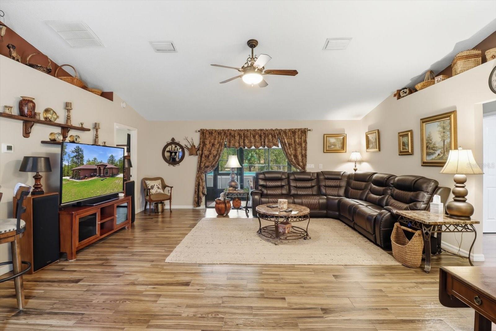 16389 MARGOT RD, WEEKI WACHEE, FL, 34614