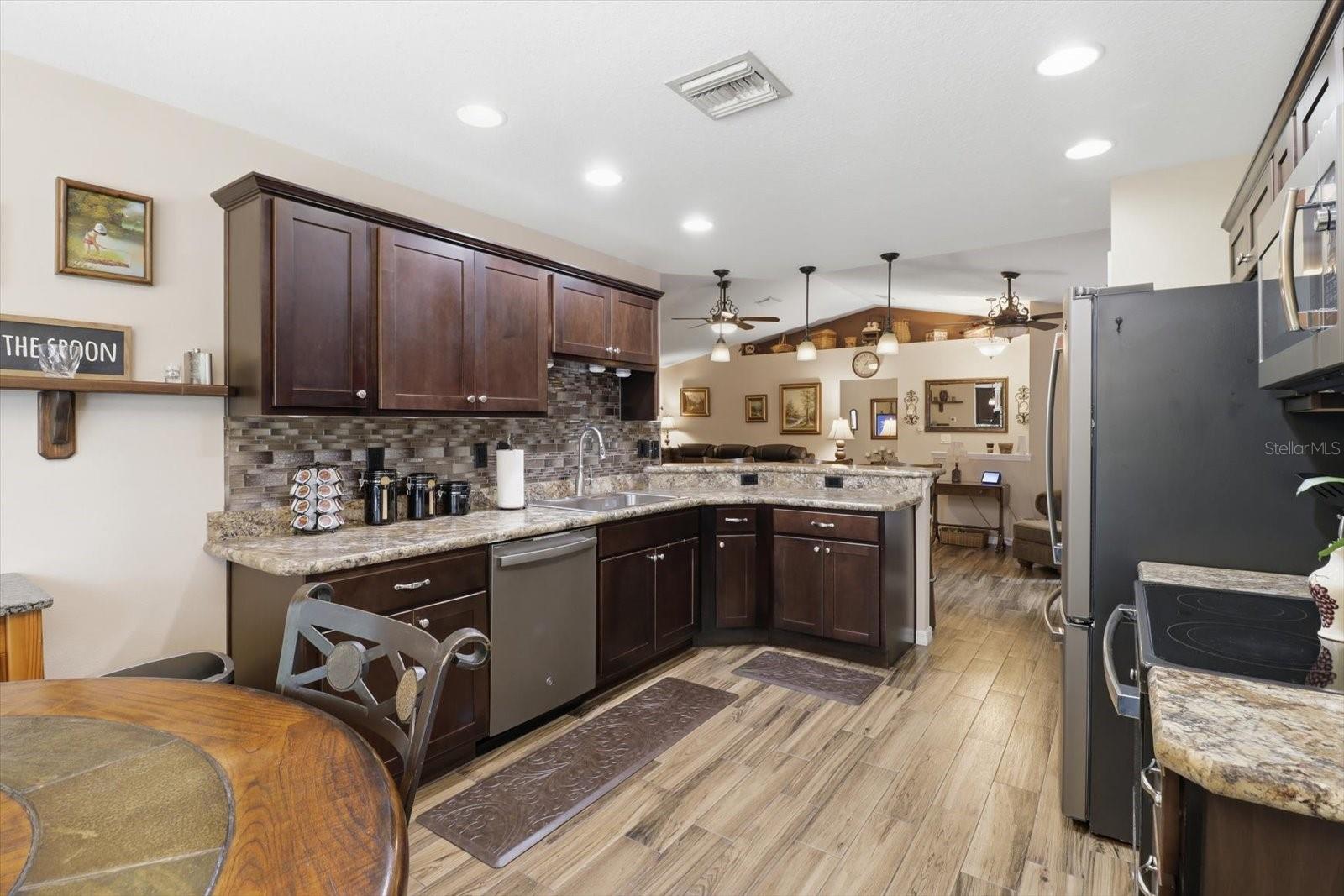 16389 MARGOT RD, WEEKI WACHEE, FL, 34614