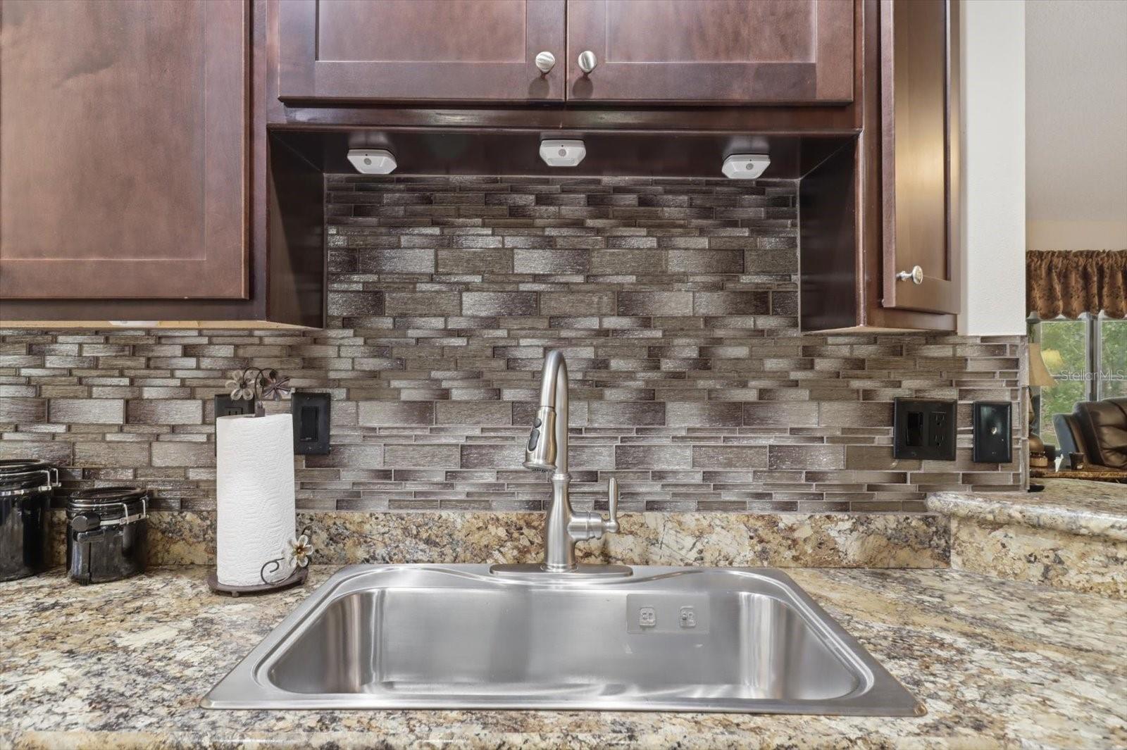 16389 MARGOT RD, WEEKI WACHEE, FL, 34614