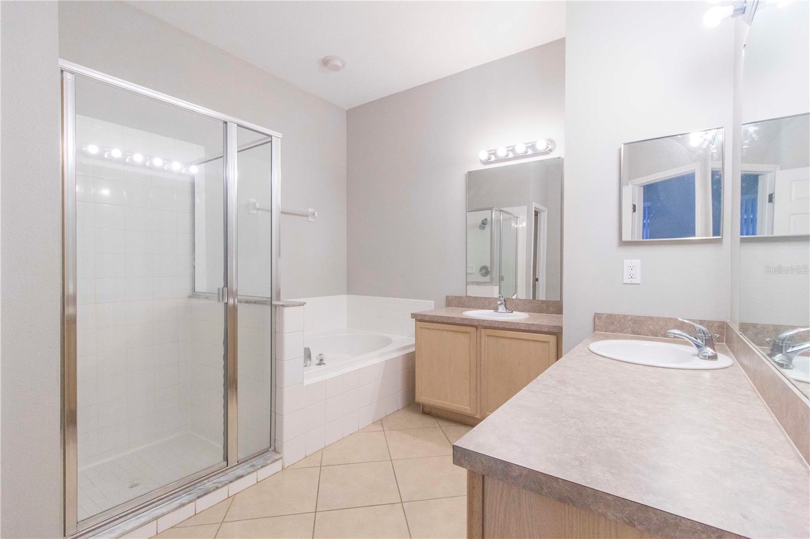 2375 TOPAZ TRL, KISSIMMEE, FL, 34743