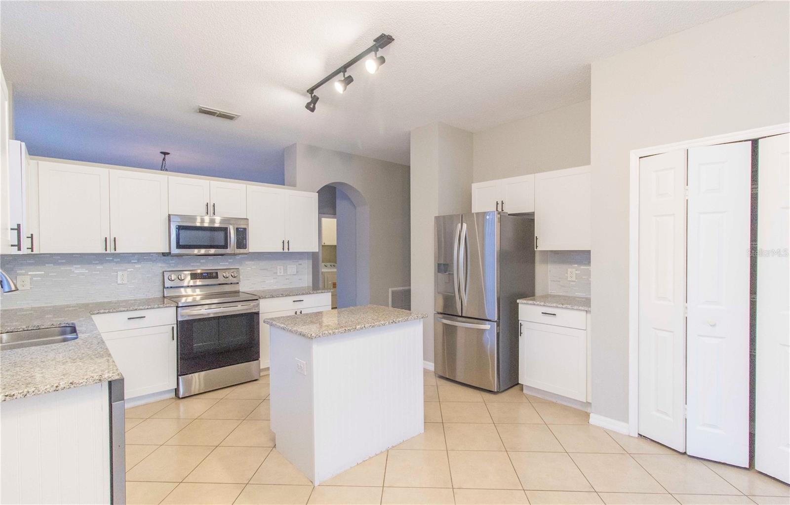 2375 TOPAZ TRL, KISSIMMEE, FL, 34743