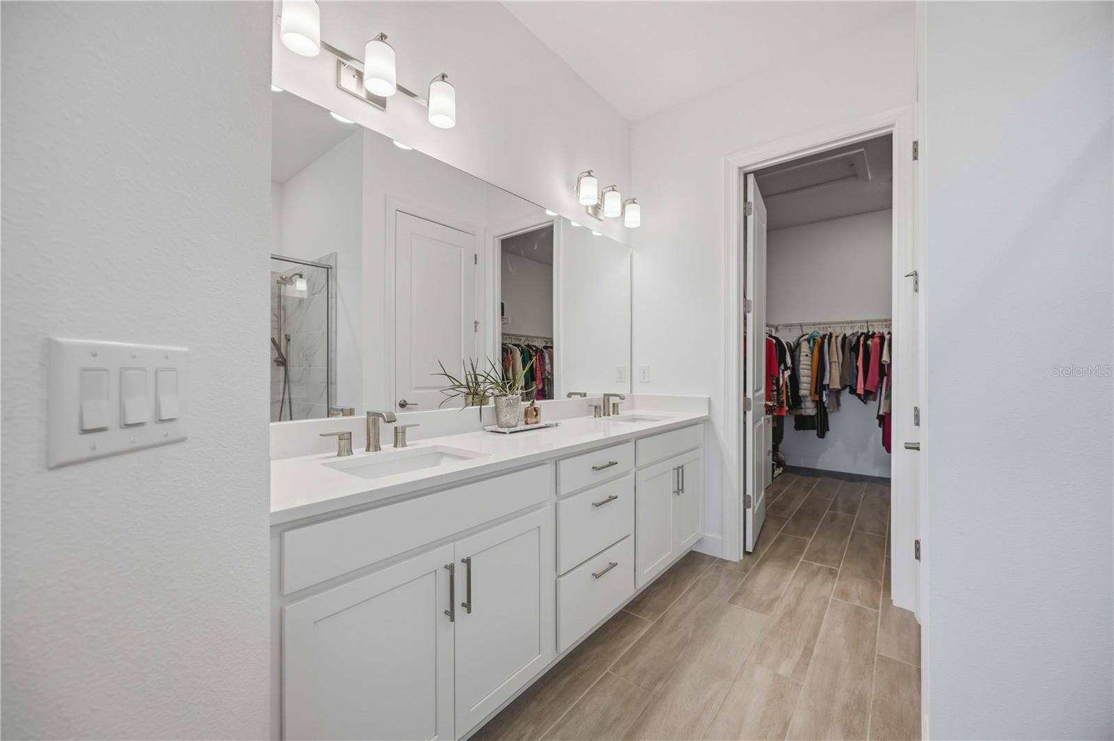 10116 SILENT NIGHT LN, SARASOTA, FL, 34241