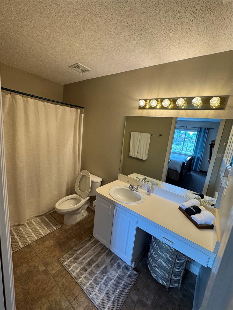 4457 W 45TH AVE #211, BRADENTON, FL, 34210