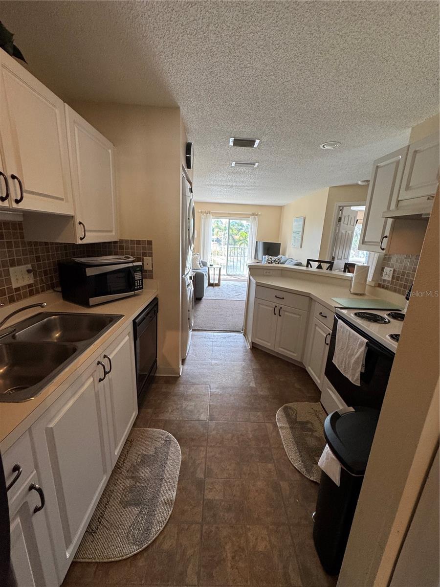 4457 W 45TH AVE #211, BRADENTON, FL, 34210