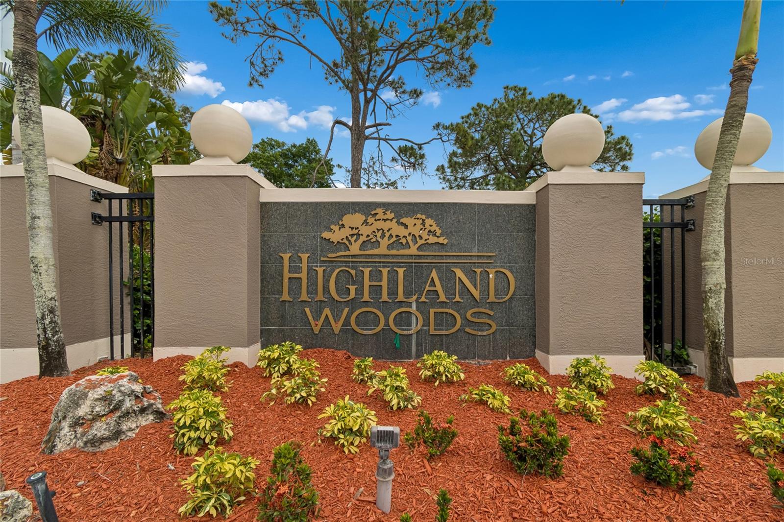 2204 ELIZABETH WAY, DUNEDIN, FL, 34698