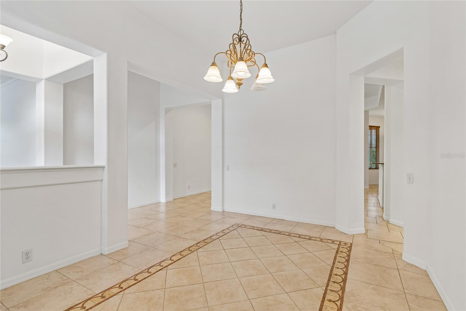 2204 ELIZABETH WAY, DUNEDIN, FL, 34698