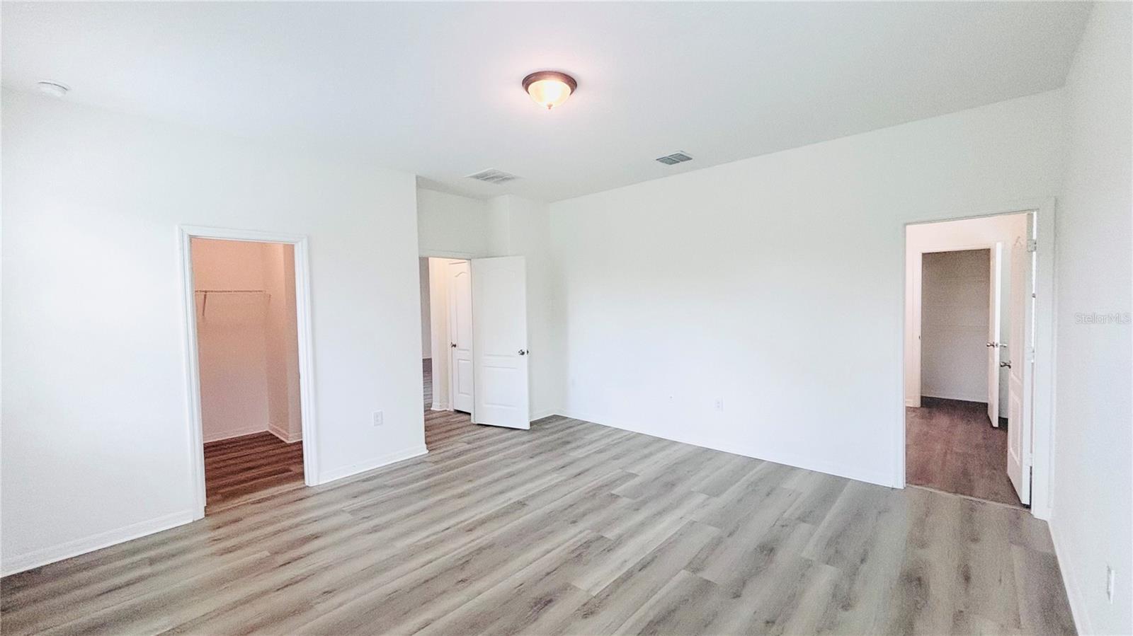 557 SCOTT LAKE CREEK LN, LAKELAND, FL, 33813