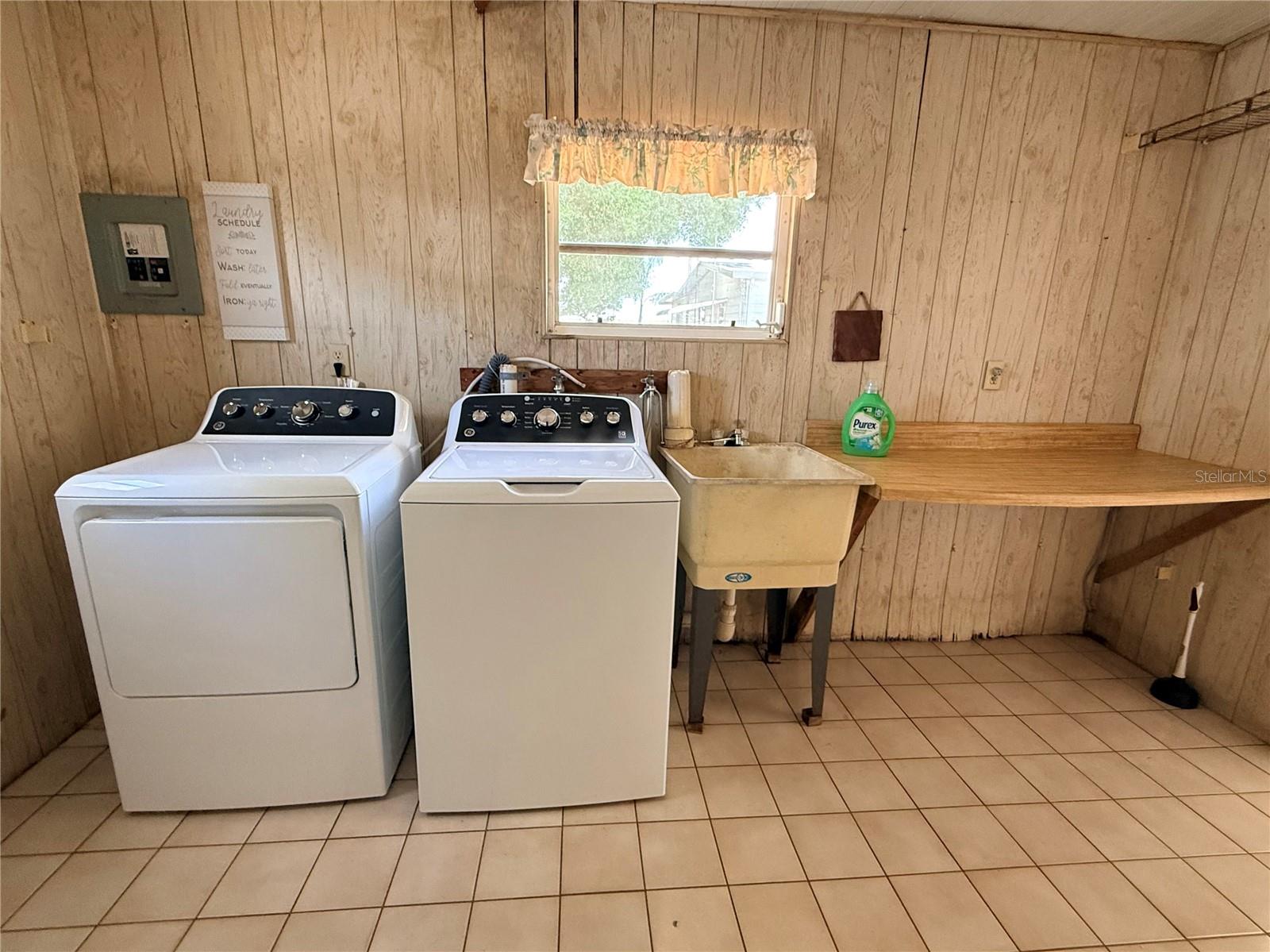 116 S WINTER CIR, AVON PARK, FL, 33825