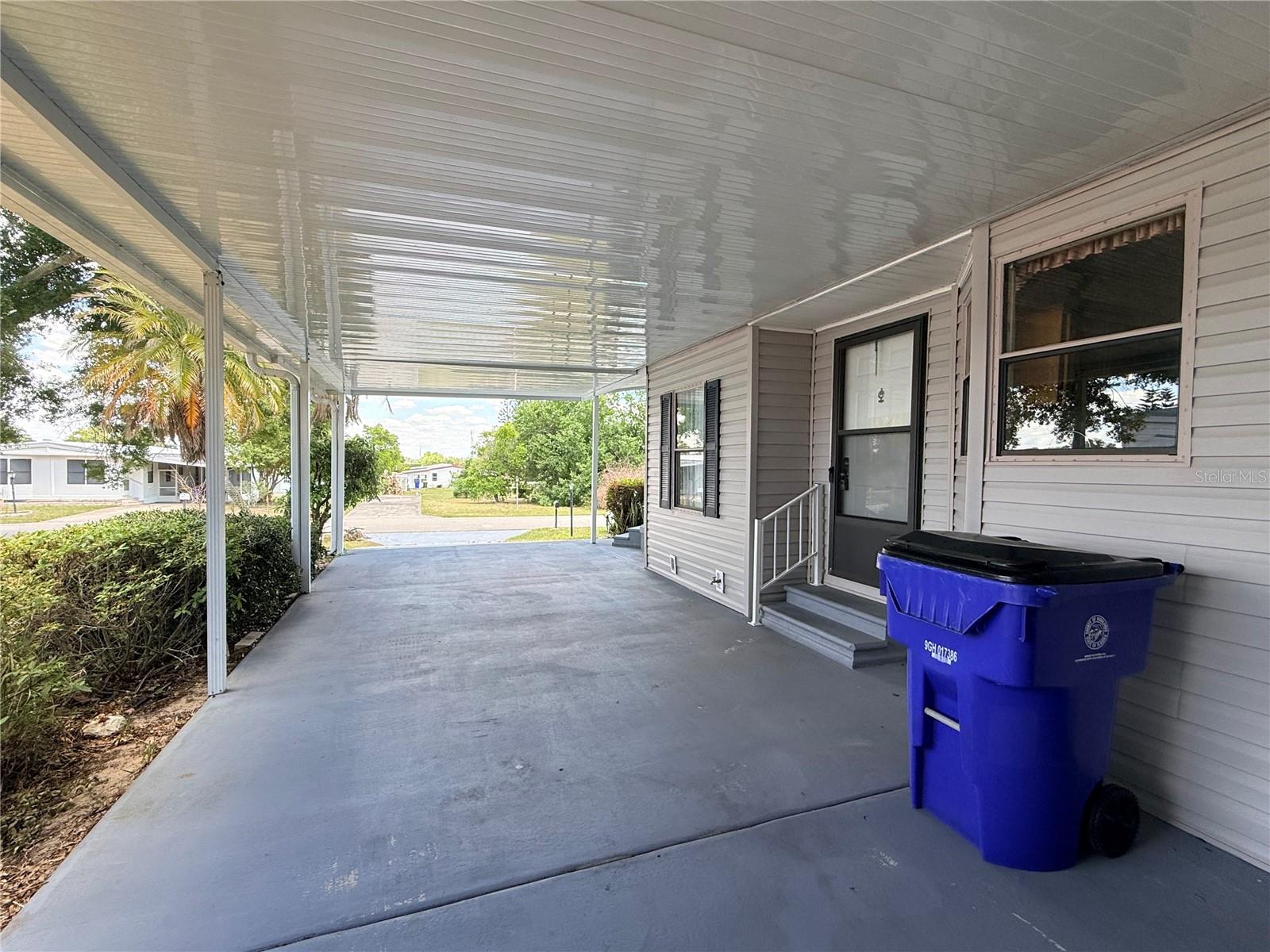 116 S WINTER CIR, AVON PARK, FL, 33825