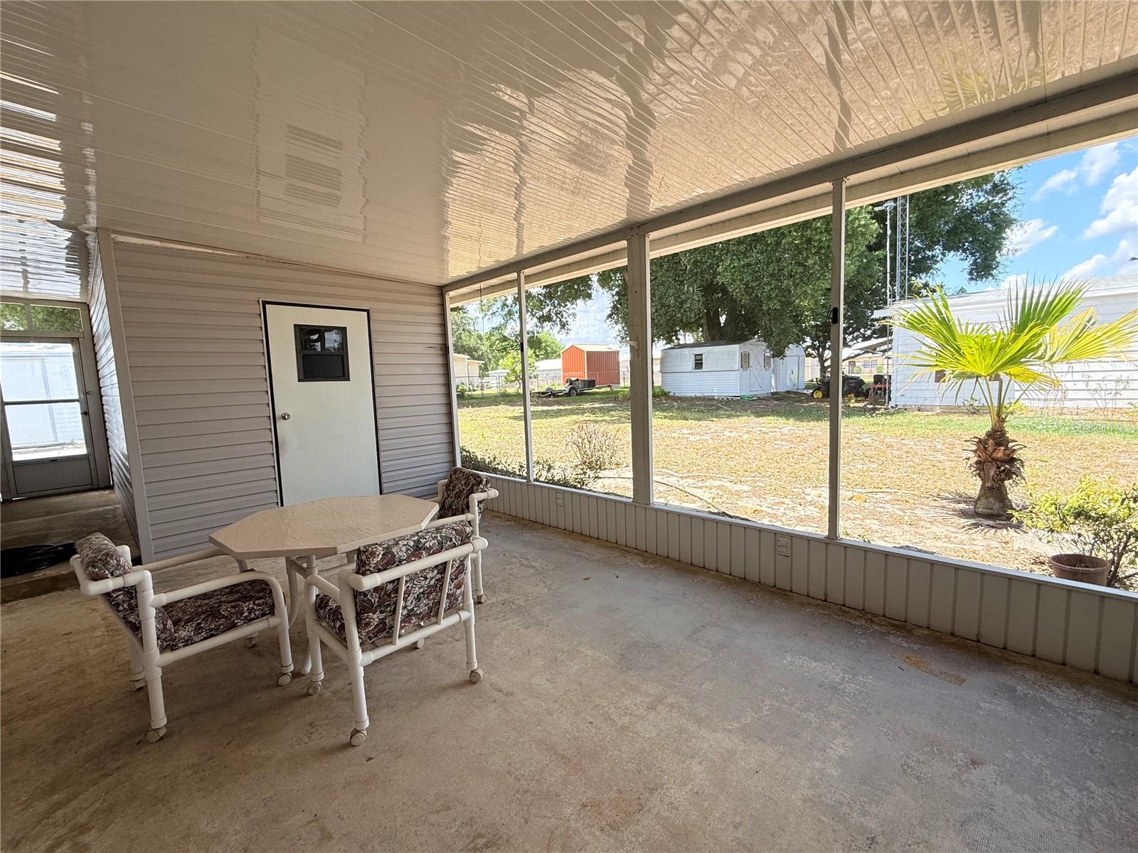 116 S WINTER CIR, AVON PARK, FL, 33825