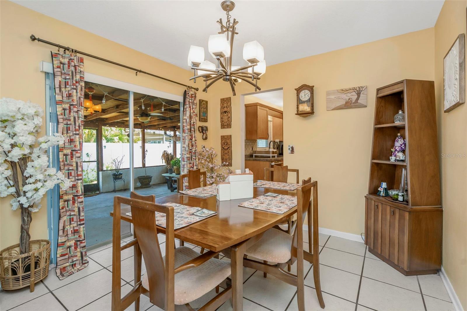 302 LIMONA RD, BRANDON, FL, 33510