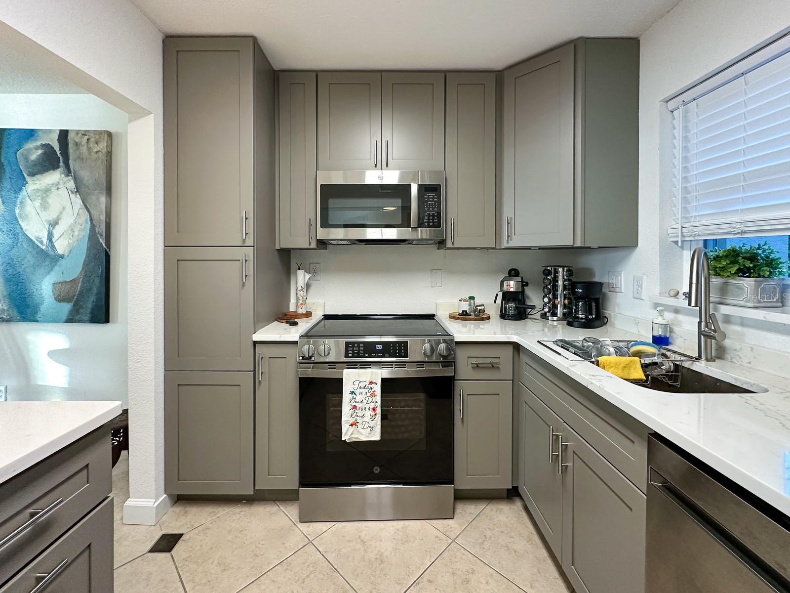 7920 SUN ISLAND DR S #102, SOUTH PASADENA, FL, 33707