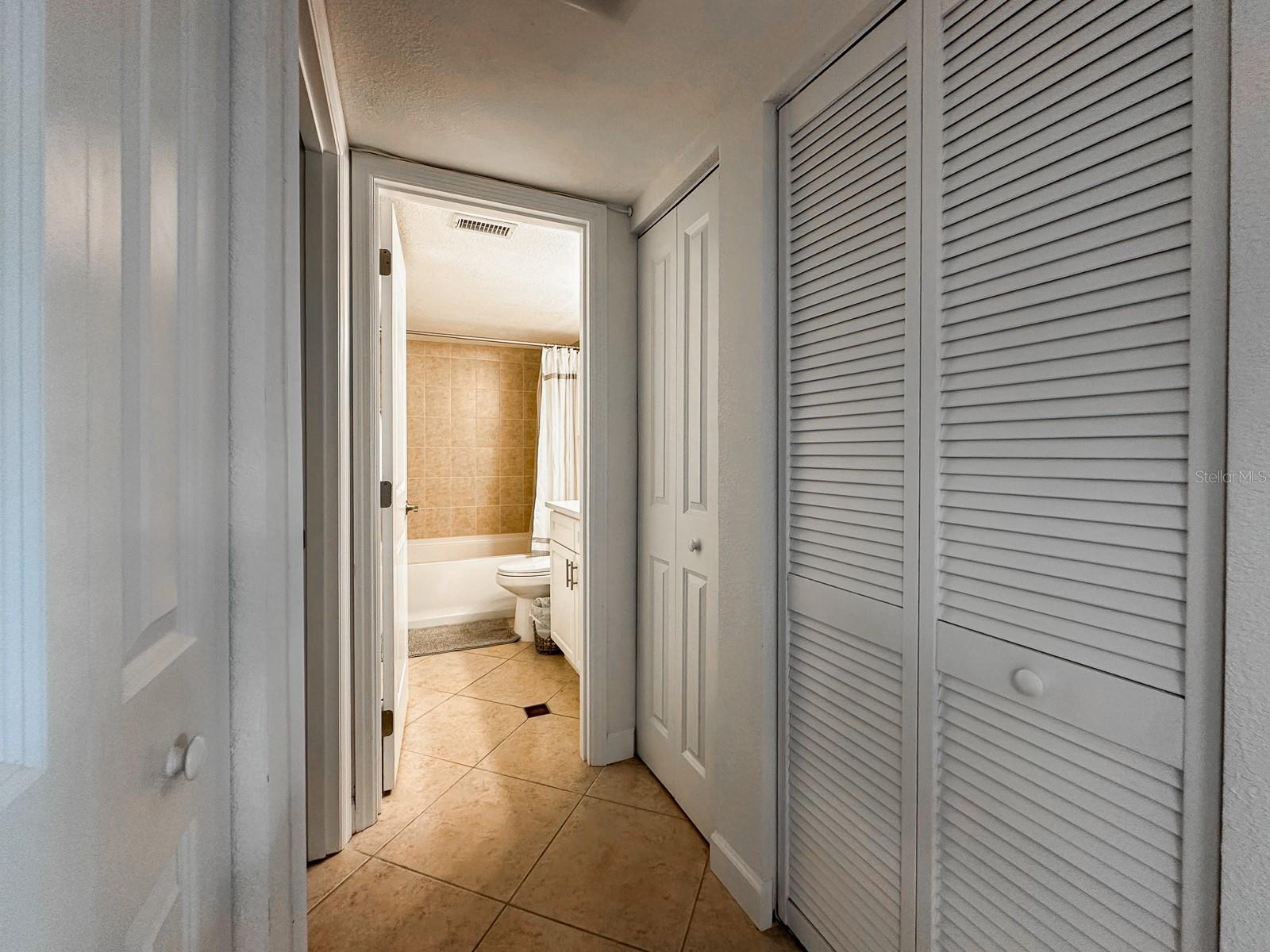 7920 SUN ISLAND DR S #102, SOUTH PASADENA, FL, 33707