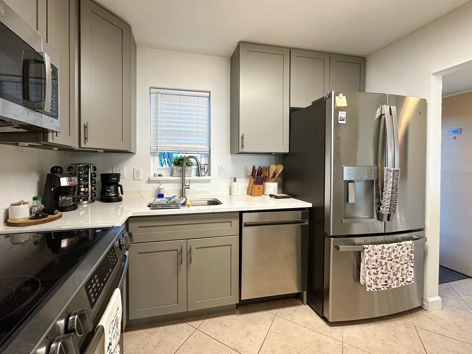 7920 SUN ISLAND DR S #102, SOUTH PASADENA, FL, 33707