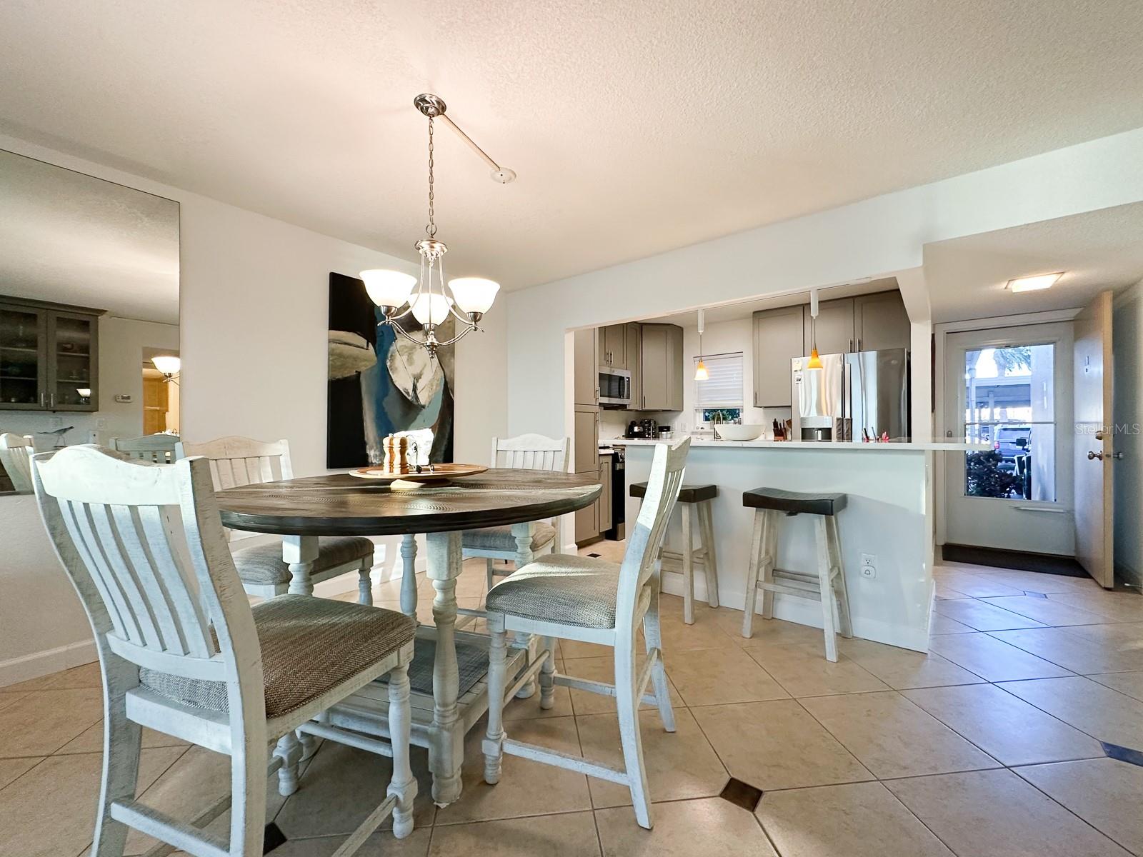 7920 SUN ISLAND DR S #102, SOUTH PASADENA, FL, 33707