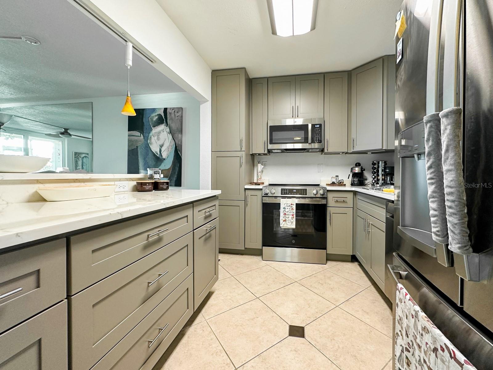 7920 SUN ISLAND DR S #102, SOUTH PASADENA, FL, 33707