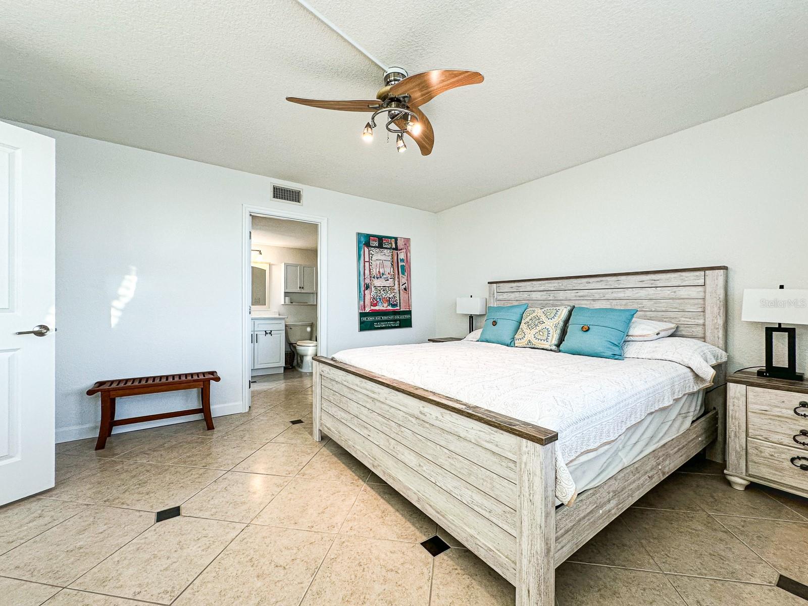 7920 SUN ISLAND DR S #102, SOUTH PASADENA, FL, 33707