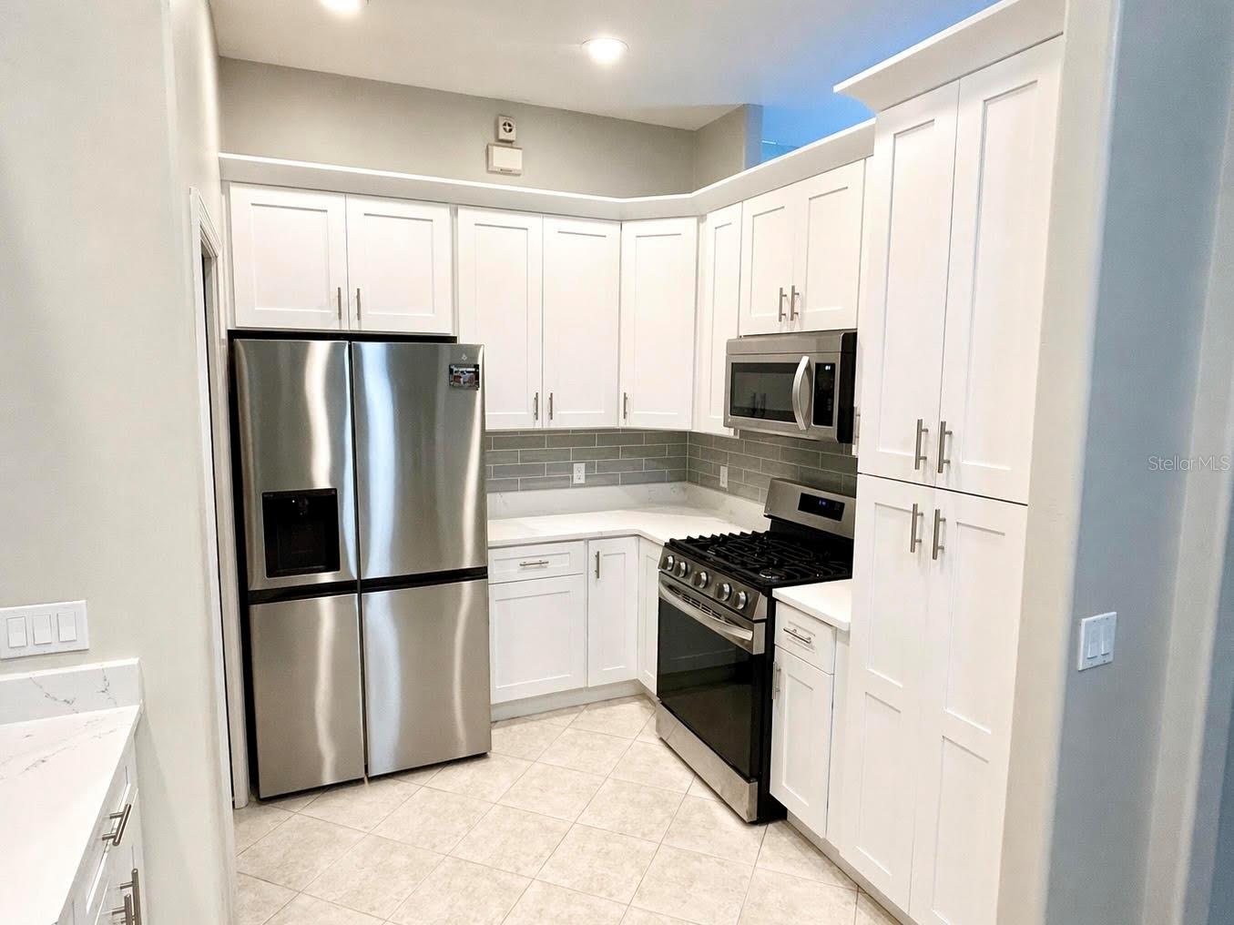 4747 COMPASS DR, BRADENTON, FL, 34208