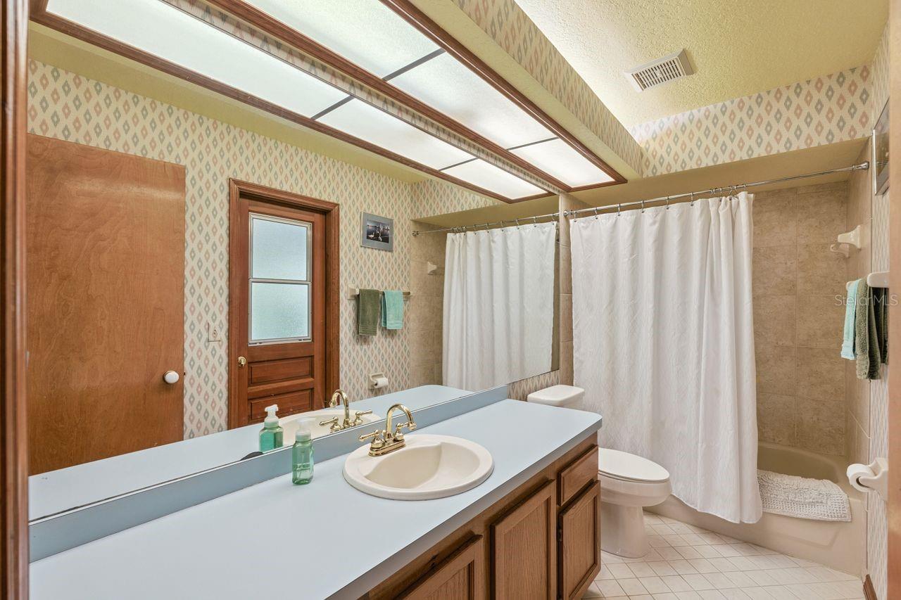 908 ALMOND TREE CIR, ORLANDO, FL, 32835