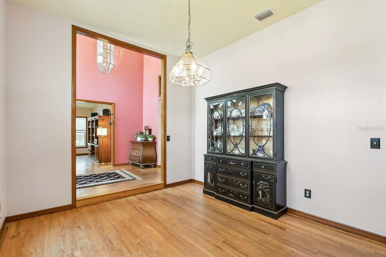 908 ALMOND TREE CIR, ORLANDO, FL, 32835