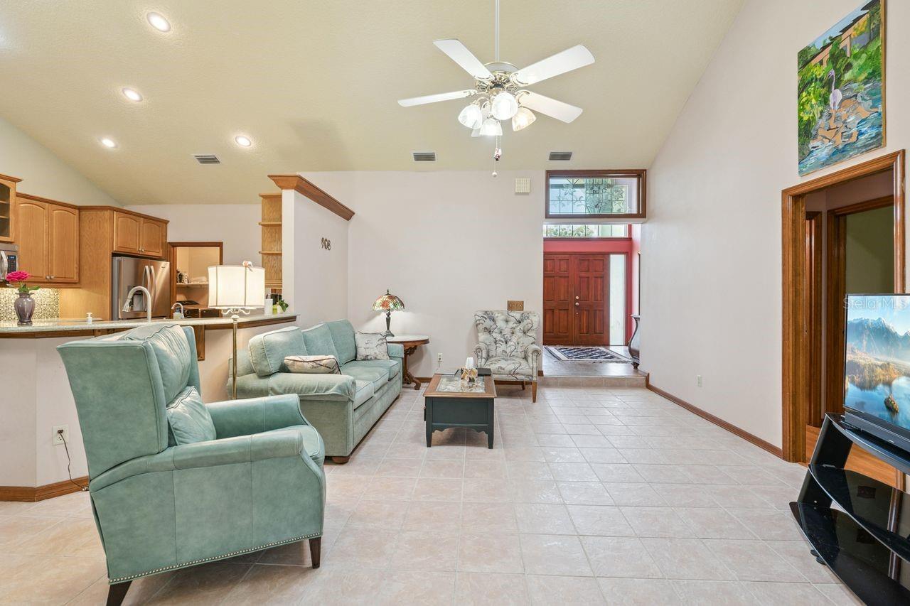 908 ALMOND TREE CIR, ORLANDO, FL, 32835