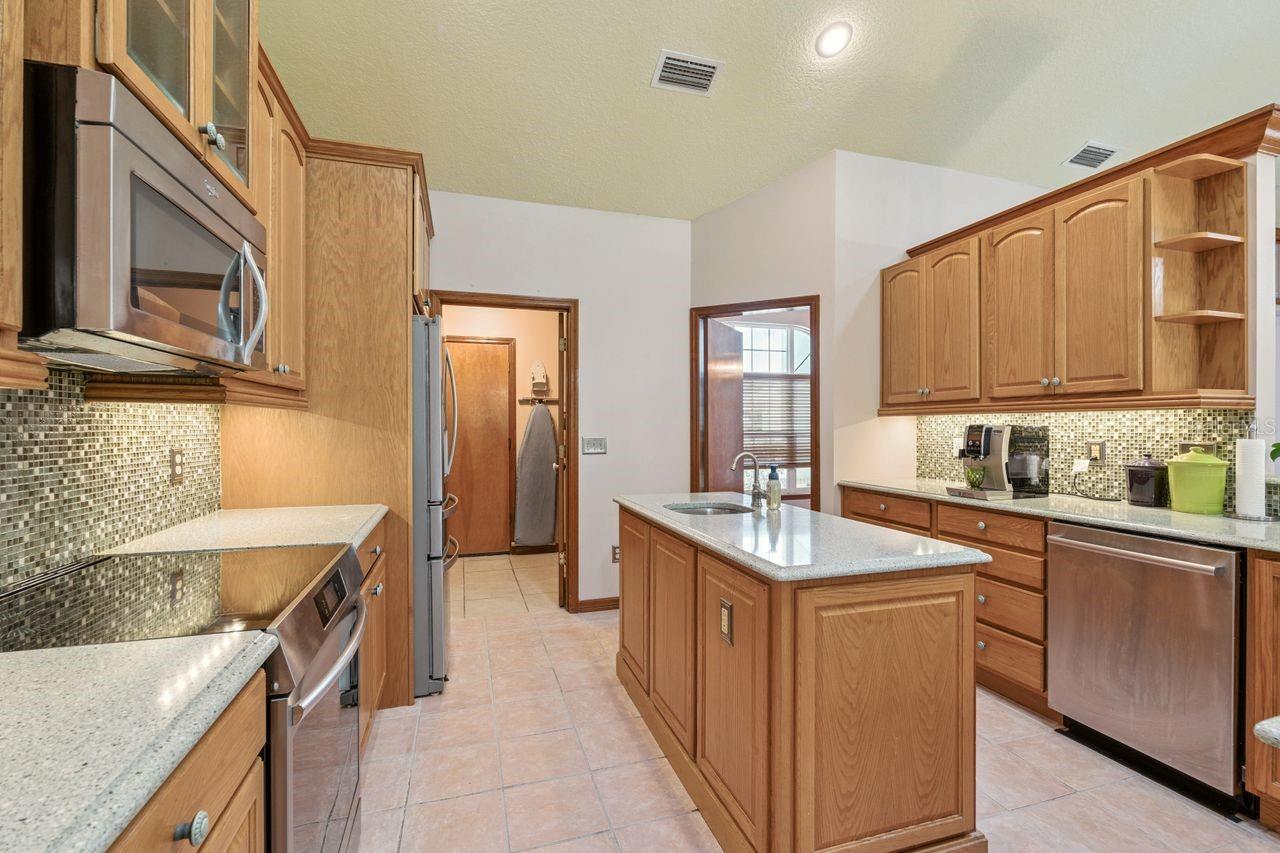 908 ALMOND TREE CIR, ORLANDO, FL, 32835