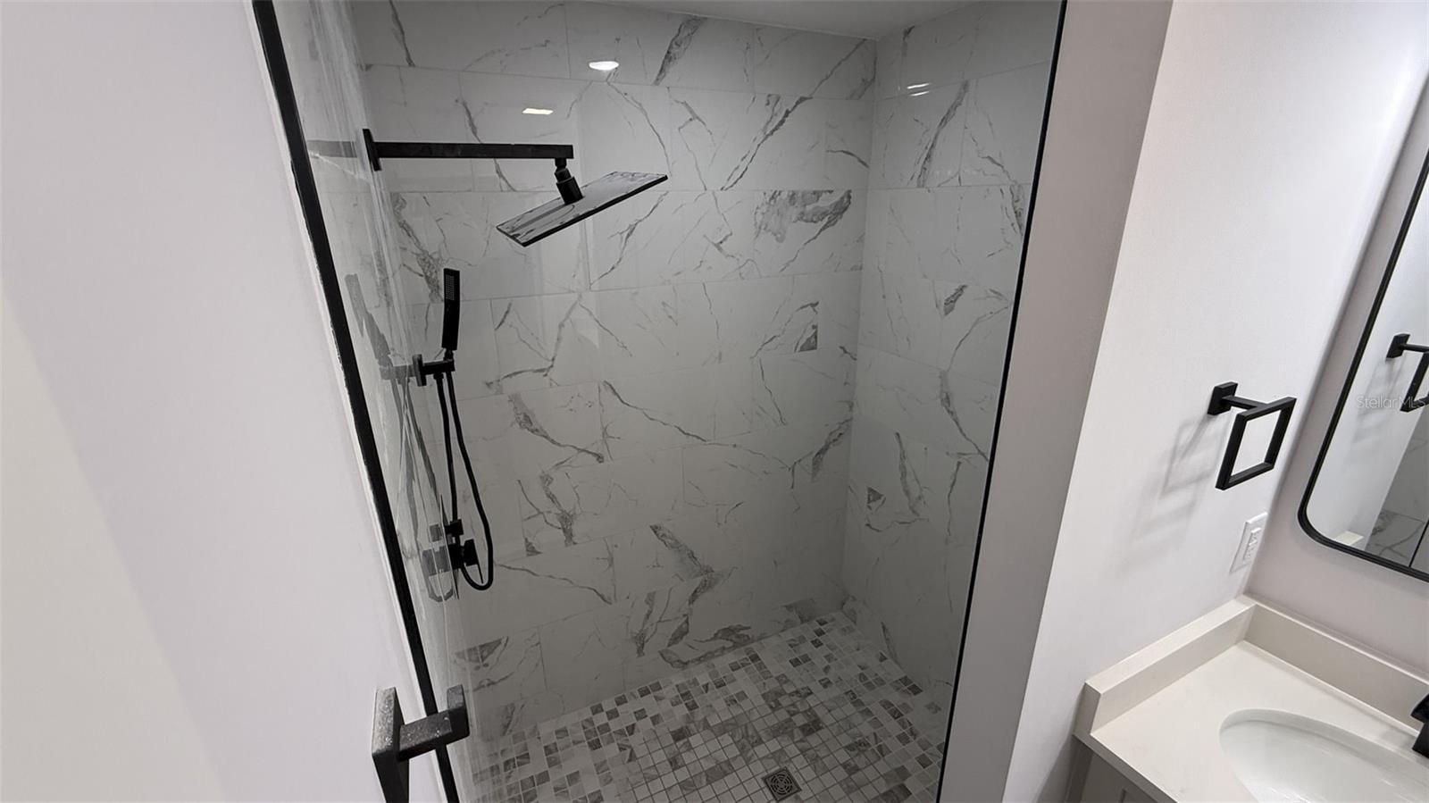 102 MALAUKA TRL, OCKLAWAHA, FL, 32179