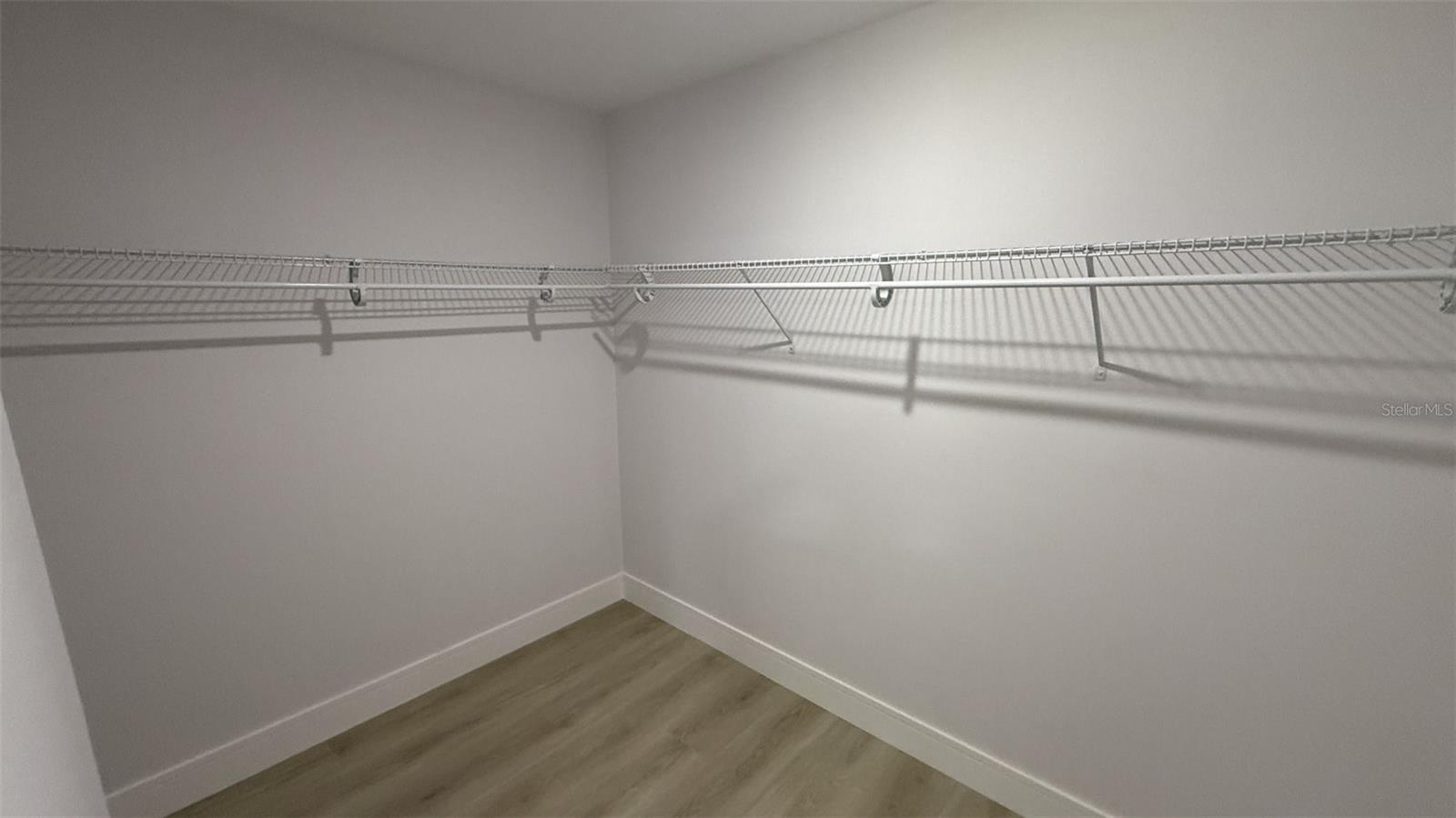 102 MALAUKA TRL, OCKLAWAHA, FL, 32179