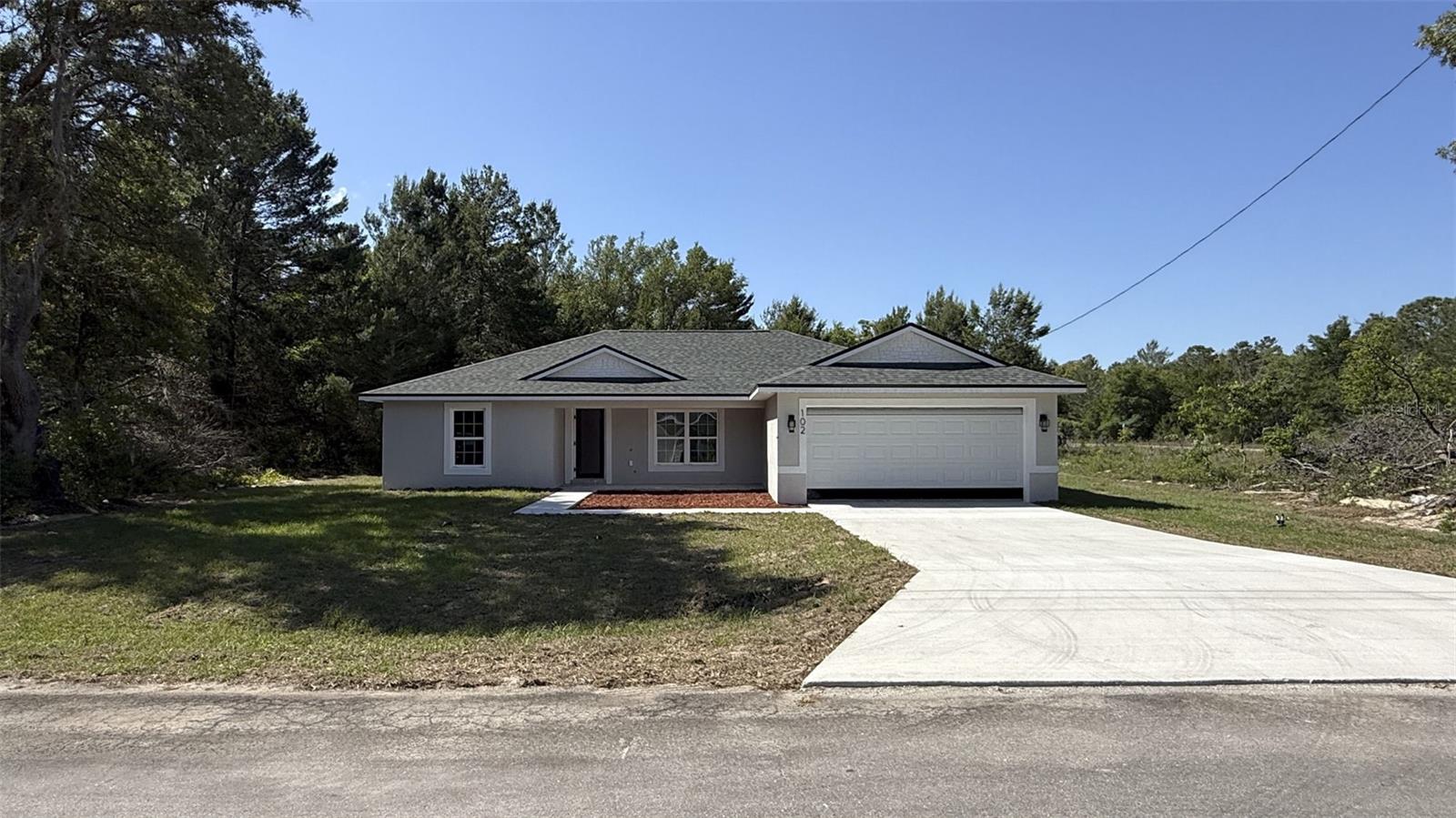 102 MALAUKA TRL, OCKLAWAHA, FL, 32179