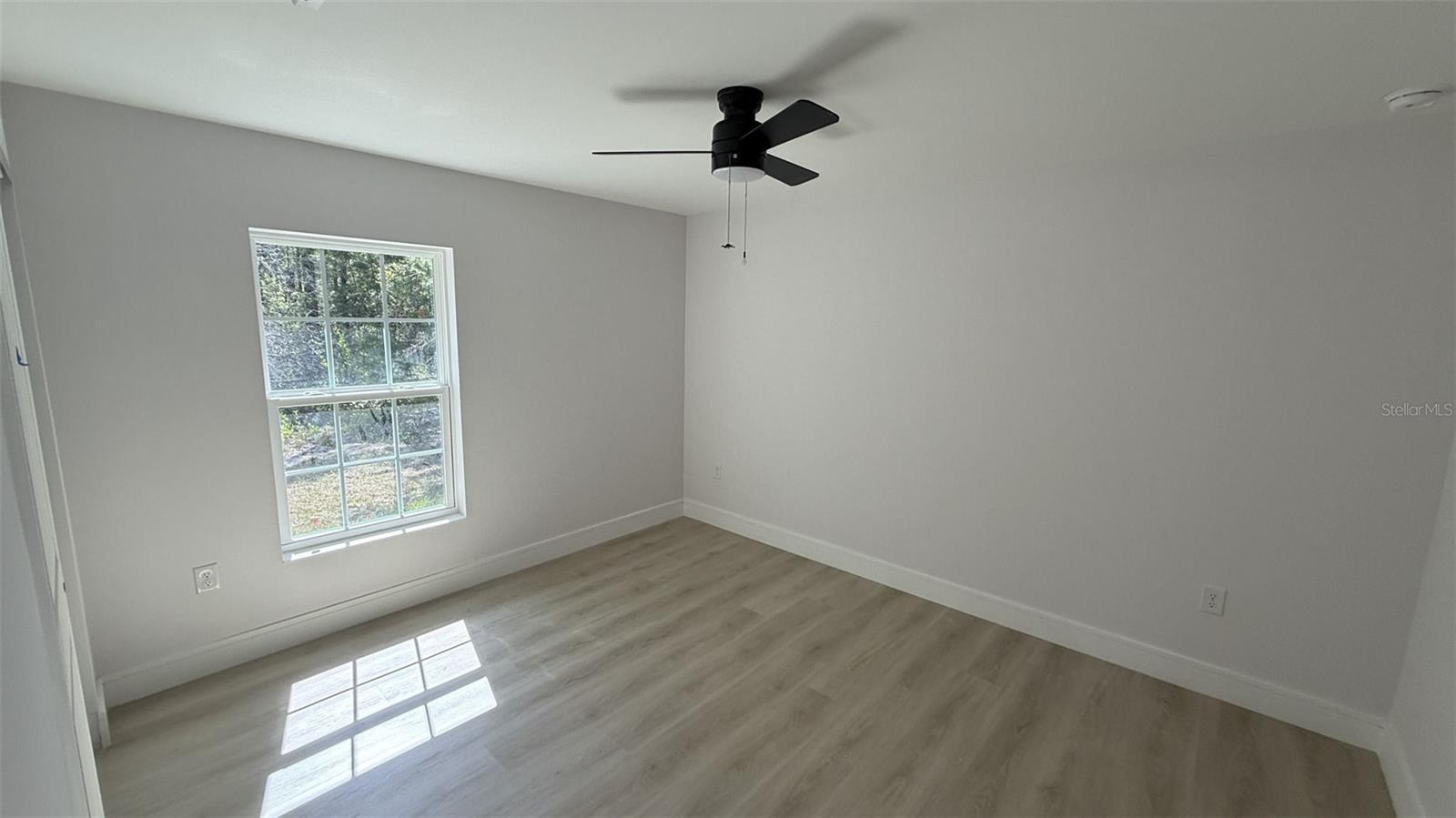 102 MALAUKA TRL, OCKLAWAHA, FL, 32179