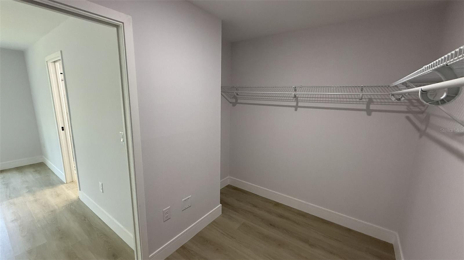 102 MALAUKA TRL, OCKLAWAHA, FL, 32179