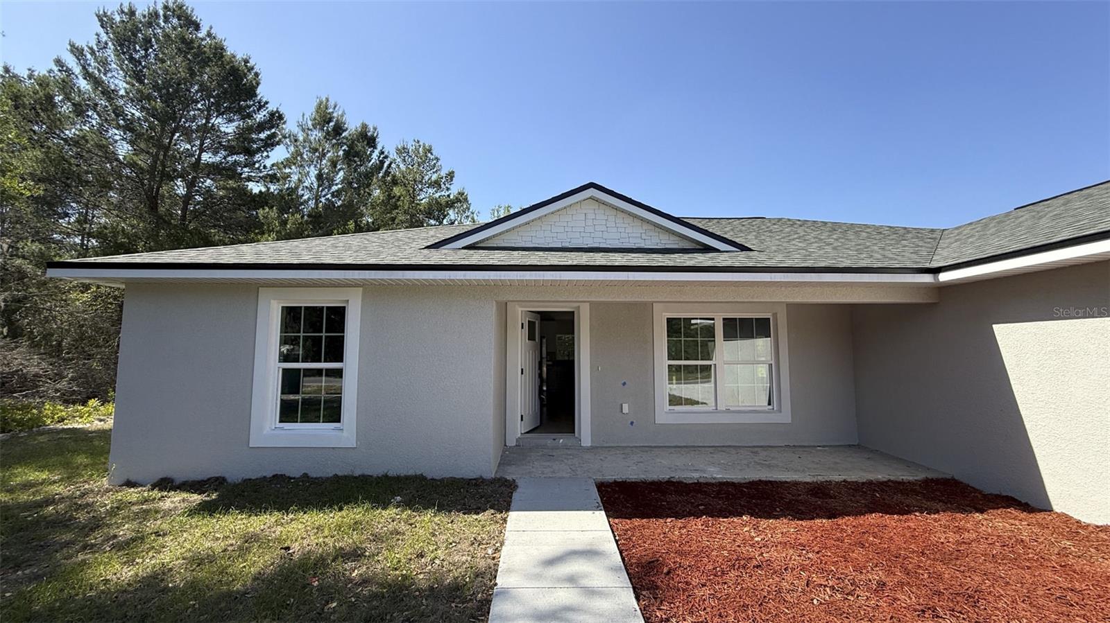 102 MALAUKA TRL, OCKLAWAHA, FL, 32179