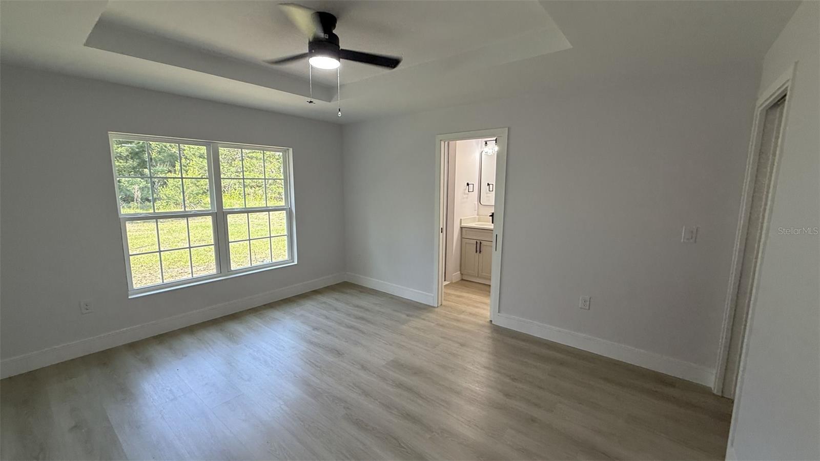 102 MALAUKA TRL, OCKLAWAHA, FL, 32179